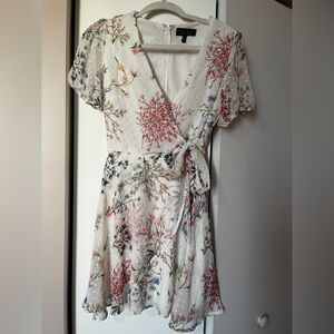 Trixxi White Floral Midi Dress